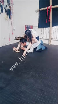 035112x2f252fkzfyk75af.jpg