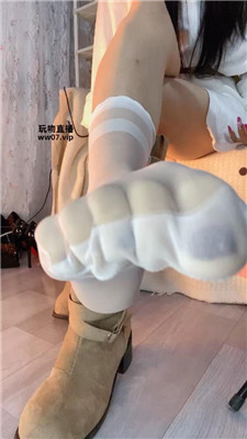 4kshabz415w.jpg