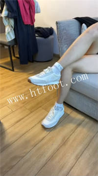 004842f8qsy24z1y5w1w62.jpg