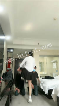 012228tl55riyuquxl9l7l.jpg