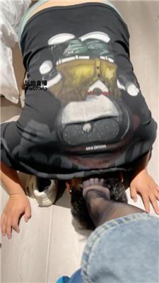 b1o23zfhocd.jpg