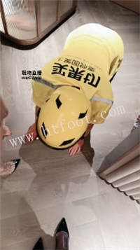 035904qb11vn1zlq18i9f3.jpg