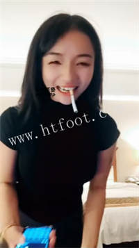 040237ydy0xykiogiiddix.jpg