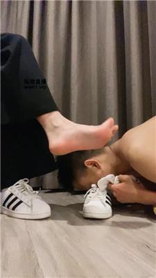 dtwicxue4j2.jpg