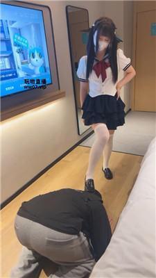 txwfjgc0hwp.jpg