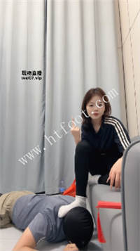 021538vvdksq15s7ivi0vj.jpg