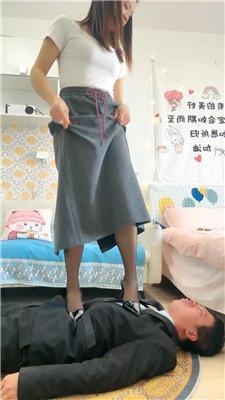 ynnxkpti2m1.jpg