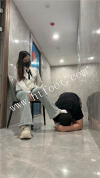 035601bz6uuo1aop1v8aa5.jpg