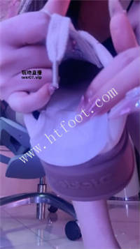 023628xgg3l40iro3ut4rt.jpg