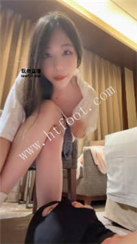 023730g7jt77y4zenhnait.jpg