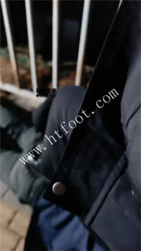 024835v4oft8t8o2fj3ec3.jpg