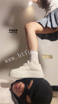 051908dum0m54s70syosgn.jpg