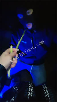 060254hc4cc9q4818puqc8.jpg
