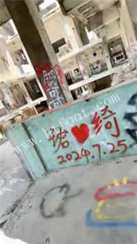 062107dwrqjrozdohob1c8.jpg