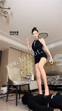085228e69maly506zalhar.jpg