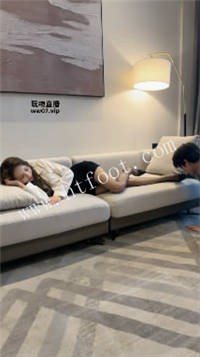 085621exxbt1v10bubo1a0.jpg