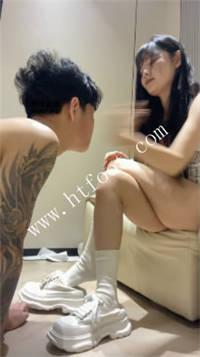 100204t8khawul1aakpsde.jpg