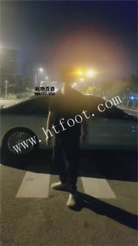 013323au7krarh2xi1m3ll.jpg