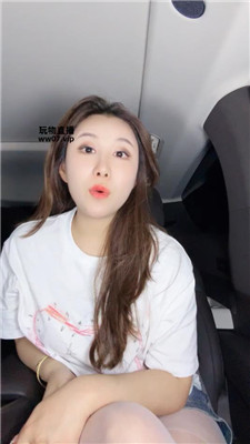 y5pyut32f2f.jpg