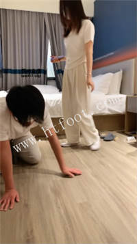 060713lobbrzro7b9o97gr.jpg