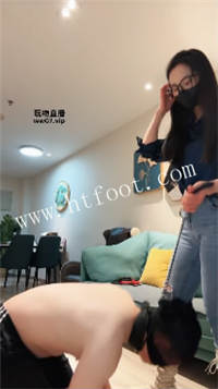081542wkjf169fmfk5bdor.jpg