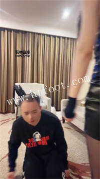 081943yqbrb1tp5oqsp566.jpg