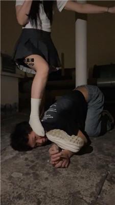 tzccvfodol4.jpg