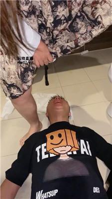 uafi5jewqsk.jpg