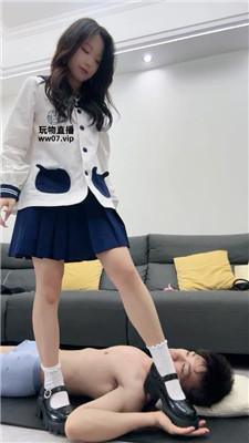 mwmn3nlh143.jpg