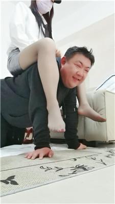 jjys14u2uge.jpg