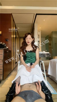 094107h1l7r9px8pxll7x4.jpg
