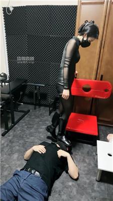 1fyradfzfm1.jpg