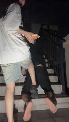 txtumf3kkqf.jpg