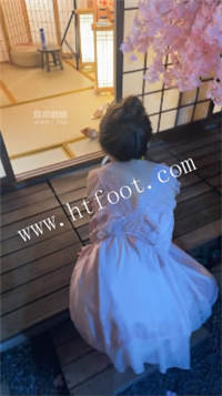 110504rzz33o8383rr8f4o.jpg