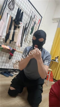 131600vfnwll2j32lq23l5.jpg