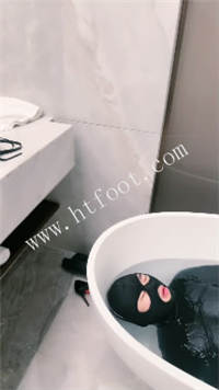 125514r9439ql52oq5ech3.jpg