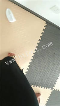 131621oj80g0v959v26i65.jpg