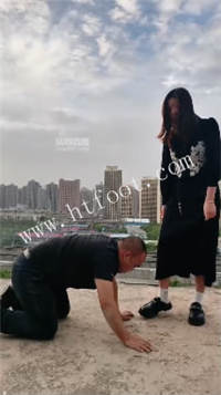 112432go8rrh8ro273fcru.jpg