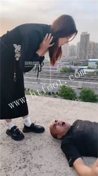 112433kgiblsczmgcxhi1l.jpg