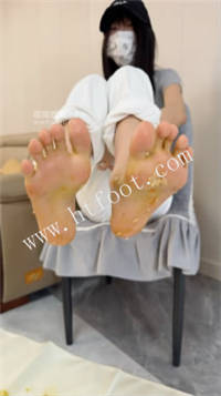 070738wwszir0hd5mchoc0.jpg