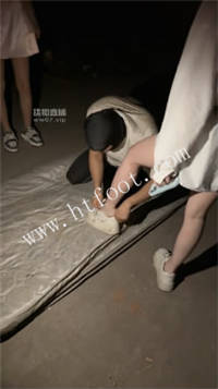 070814udmbweewseln5kkj.jpg