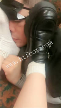 071502pmr21blz1rv56p2v.jpg