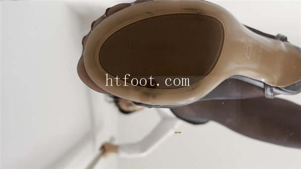 131155v1vop9l9eoetd9fe.jpg