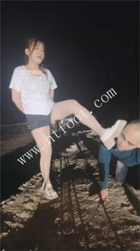 151416qun5w0054cmj8jzu.jpg