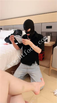151457e7wow2ez35y1wzxb.jpg