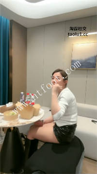 151608m0qw1rv0txr160qz.jpg