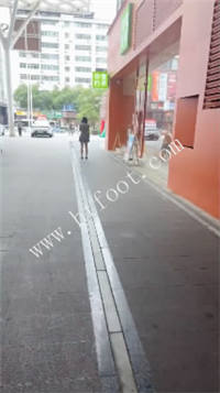 060337g0bj22kr9zqcxk7m.jpg