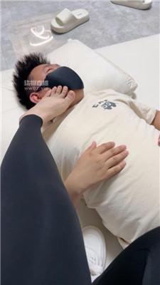 gfx0jdqc0pv.jpg