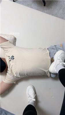 eck2ozlbbps.jpg