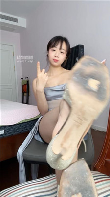 2sqcwshqdot.jpg